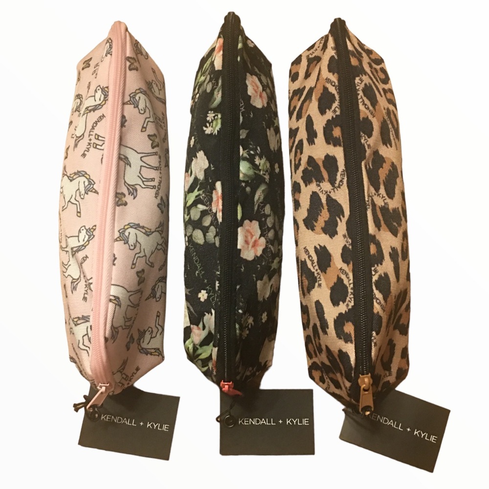 🛑SOLD NWT Kendall + Kylie Set of 3 Multi Purpose Pouches with zipper closure. - Picture 2 of 8